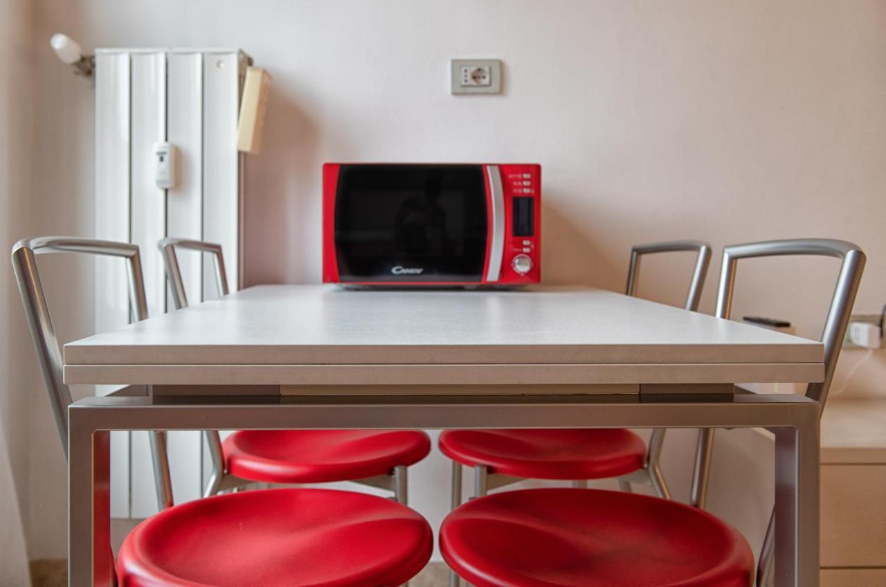 Studio Lunigiana Milano Stazione Milano エクステリア 写真